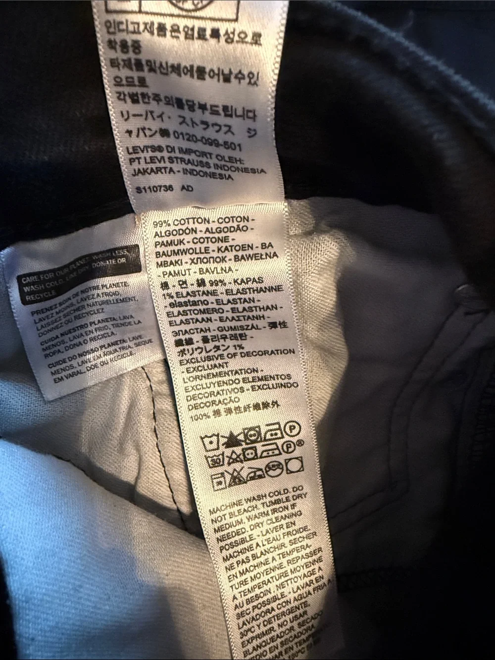 Men's Black Levi Jeans